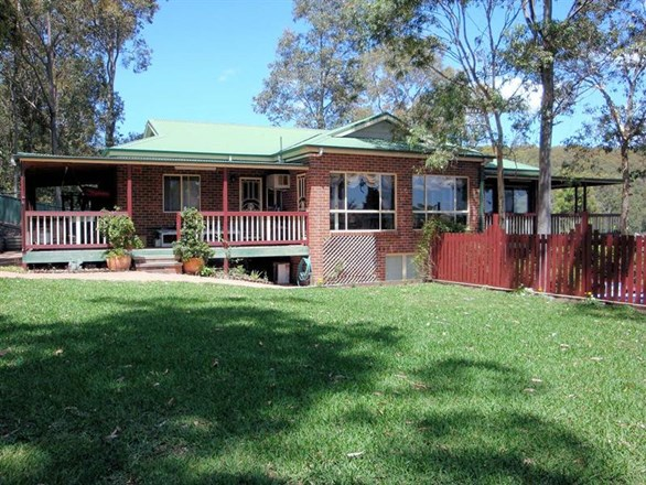 27 Woodoak Close, Tingira Heights NSW 2290