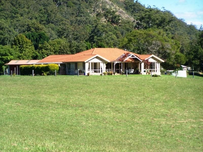 124 Ross Glen Road, Rossglen Property History & Address Research Domain