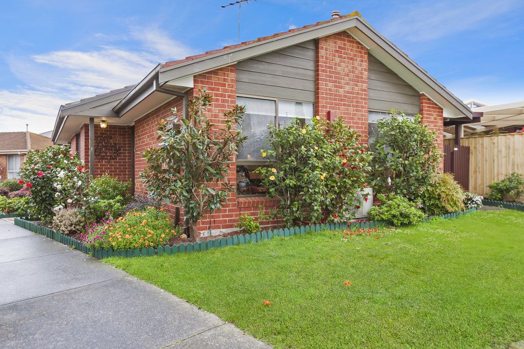 1/6 Windeatt Close, Mill Park VIC 3082, Image 0