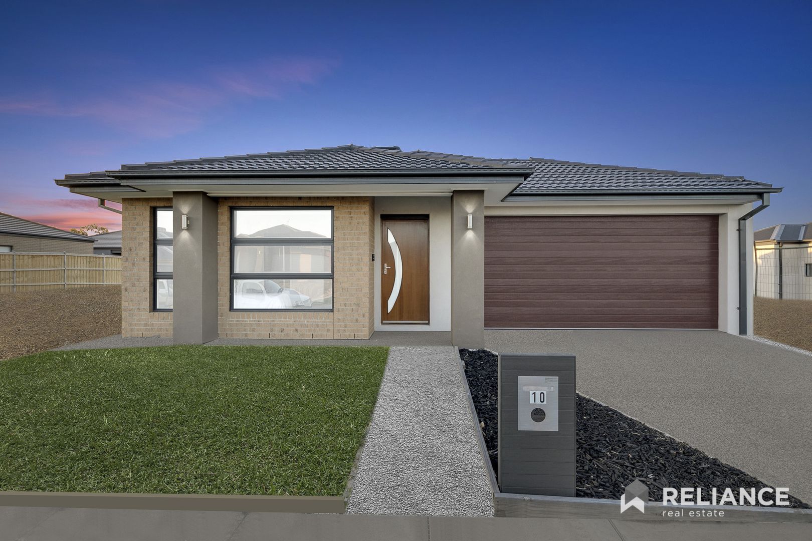 10 Valance Street, Tarneit VIC 3029, Image 2