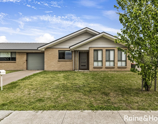 2/25 Kidd Circuit, Goulburn NSW 2580