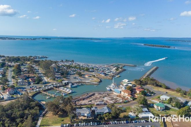 Picture of 4/10 Auster Street, REDLAND BAY QLD 4165
