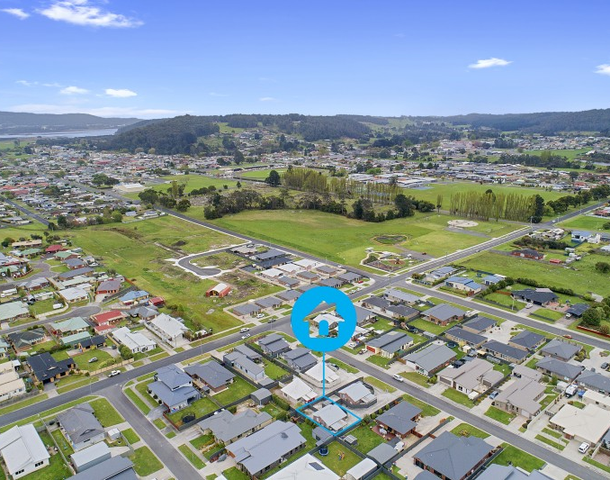 2/4 Maple Street, Latrobe TAS 7307