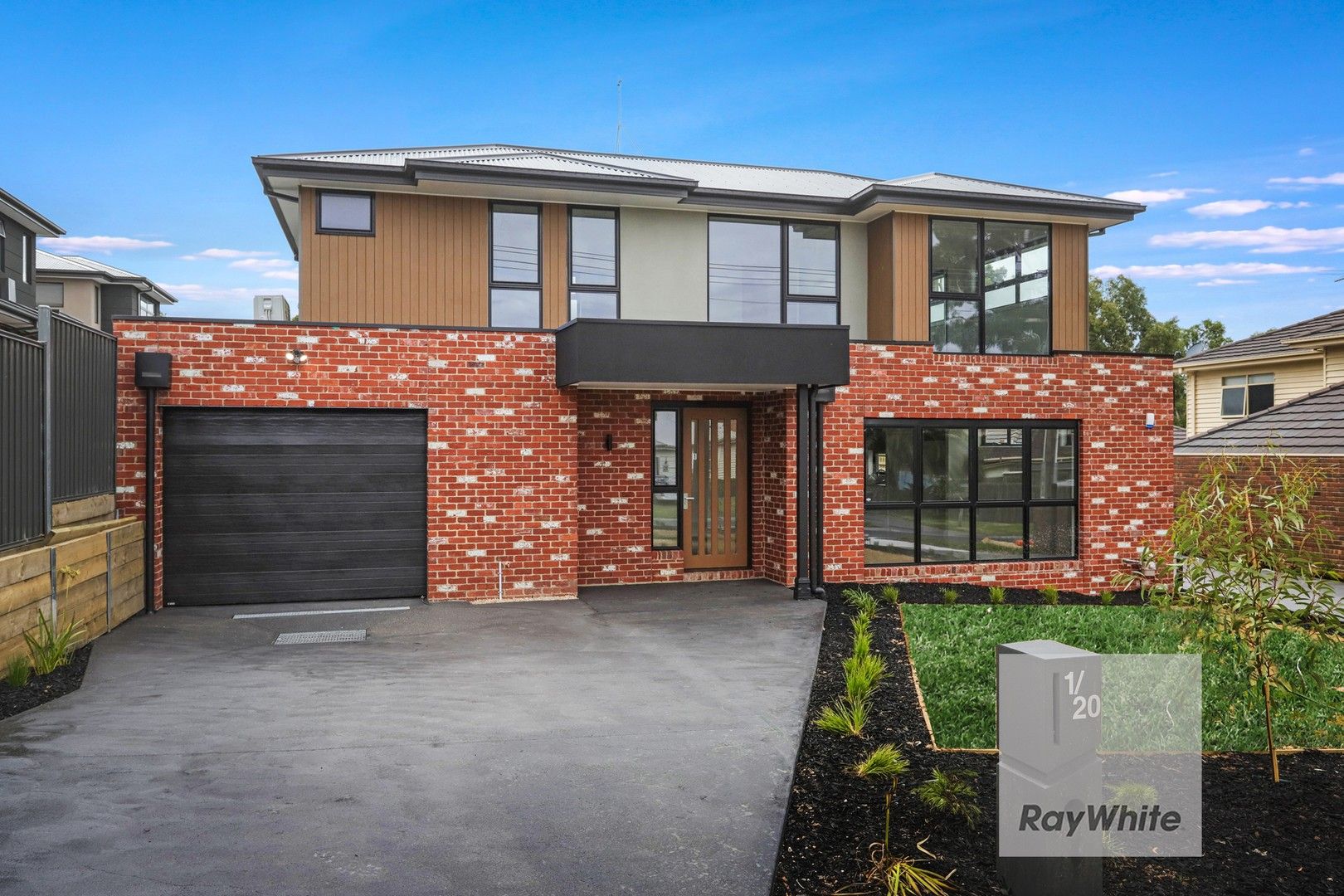 4 bedrooms Townhouse in 1/20 Pascoe Street WESTMEADOWS VIC, 3049