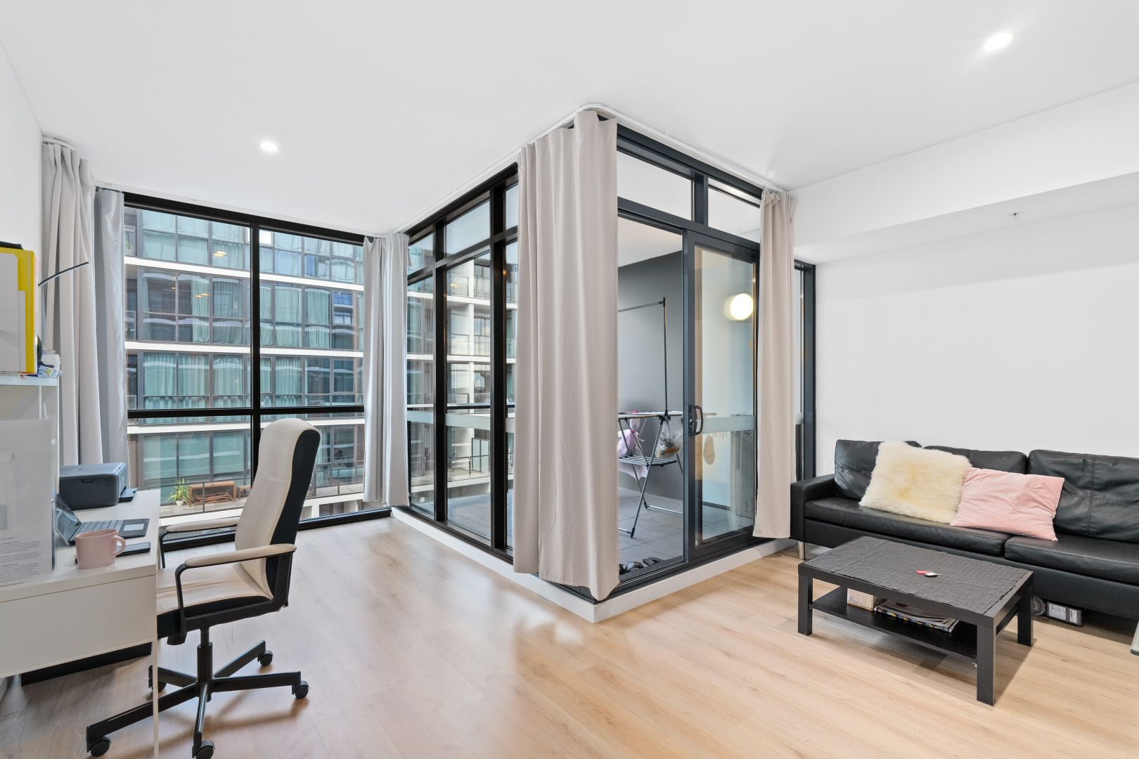 1705/68 Elizabeth Street, Adelaide SA 5000, Image 2