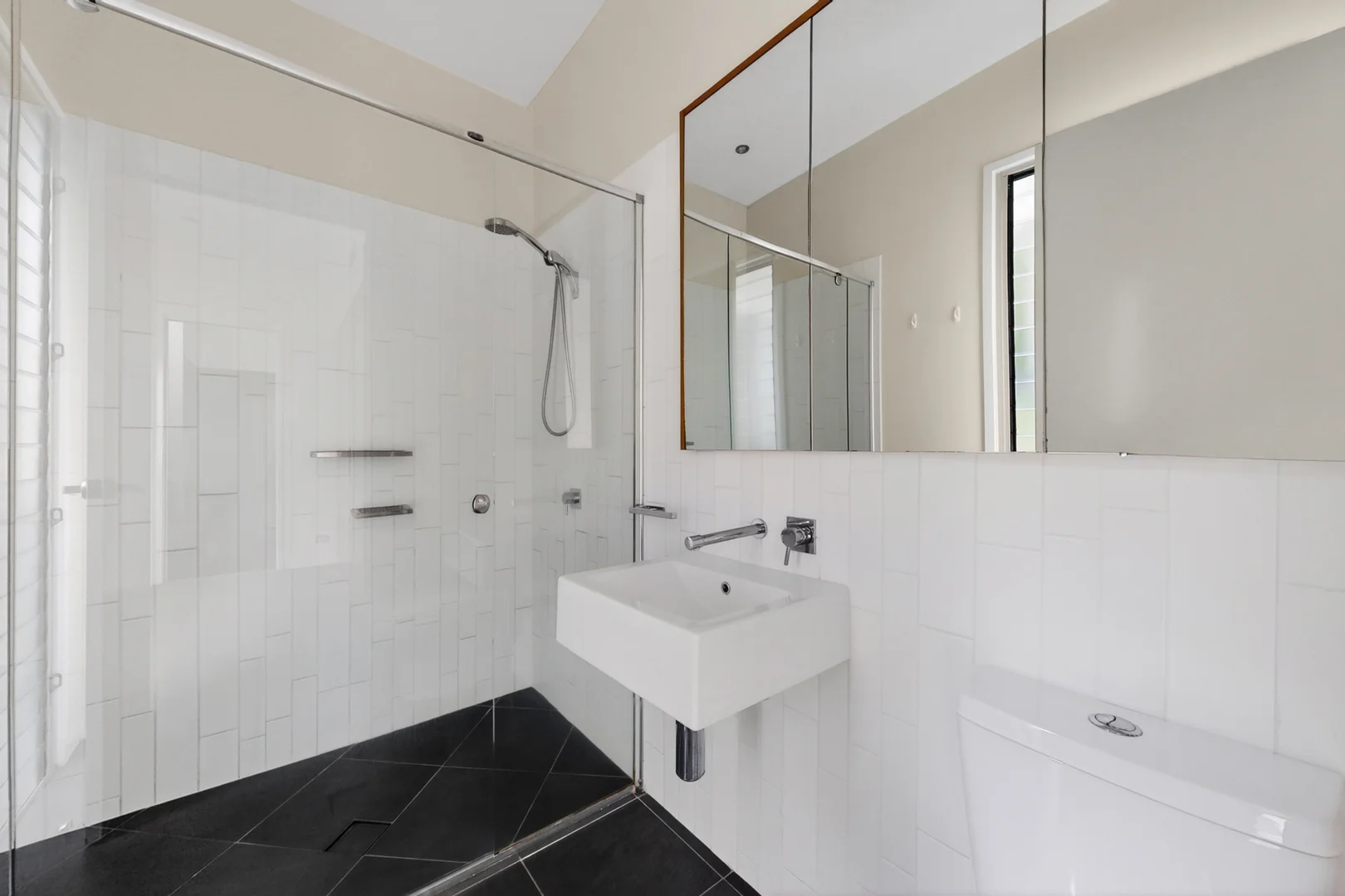 Additional image 5 of 2/12 Maidstone Street, Kelvin Grove QLD 4059