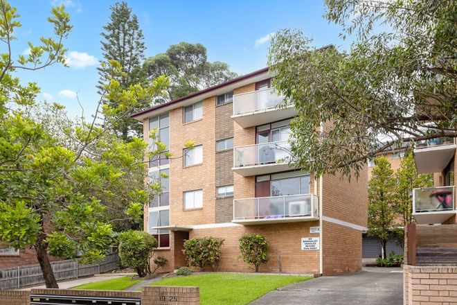 Picture of 3/19-25 Cambridge Street, GLADESVILLE NSW 2111