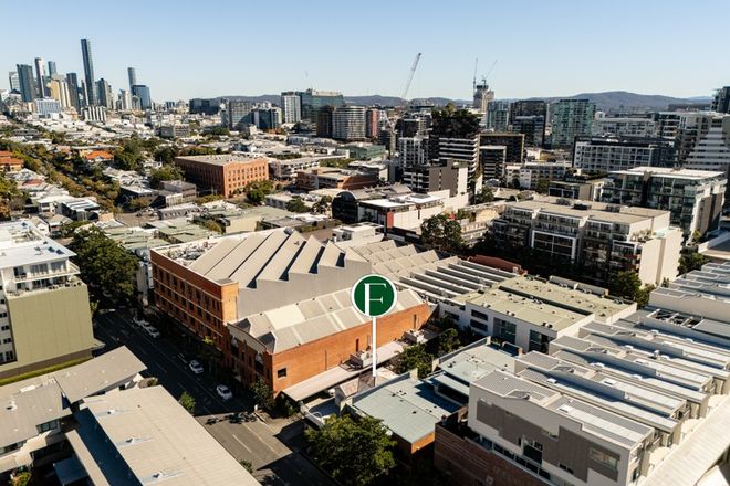 136 Commercial Road Teneriffe 4005 - Image 4