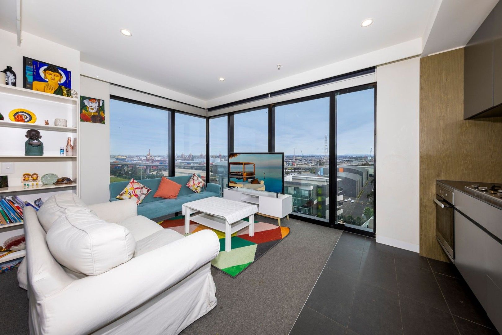 1205/8 Pearl River Road, Docklands VIC 3008, Image 2