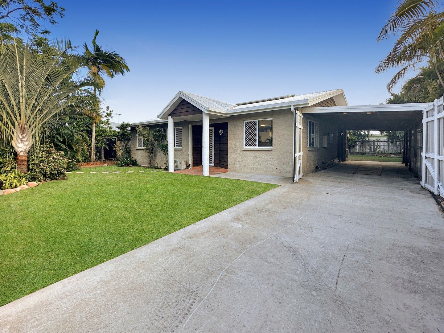 3 Sandalan Court, Bushland Beach QLD 4818, Image 0