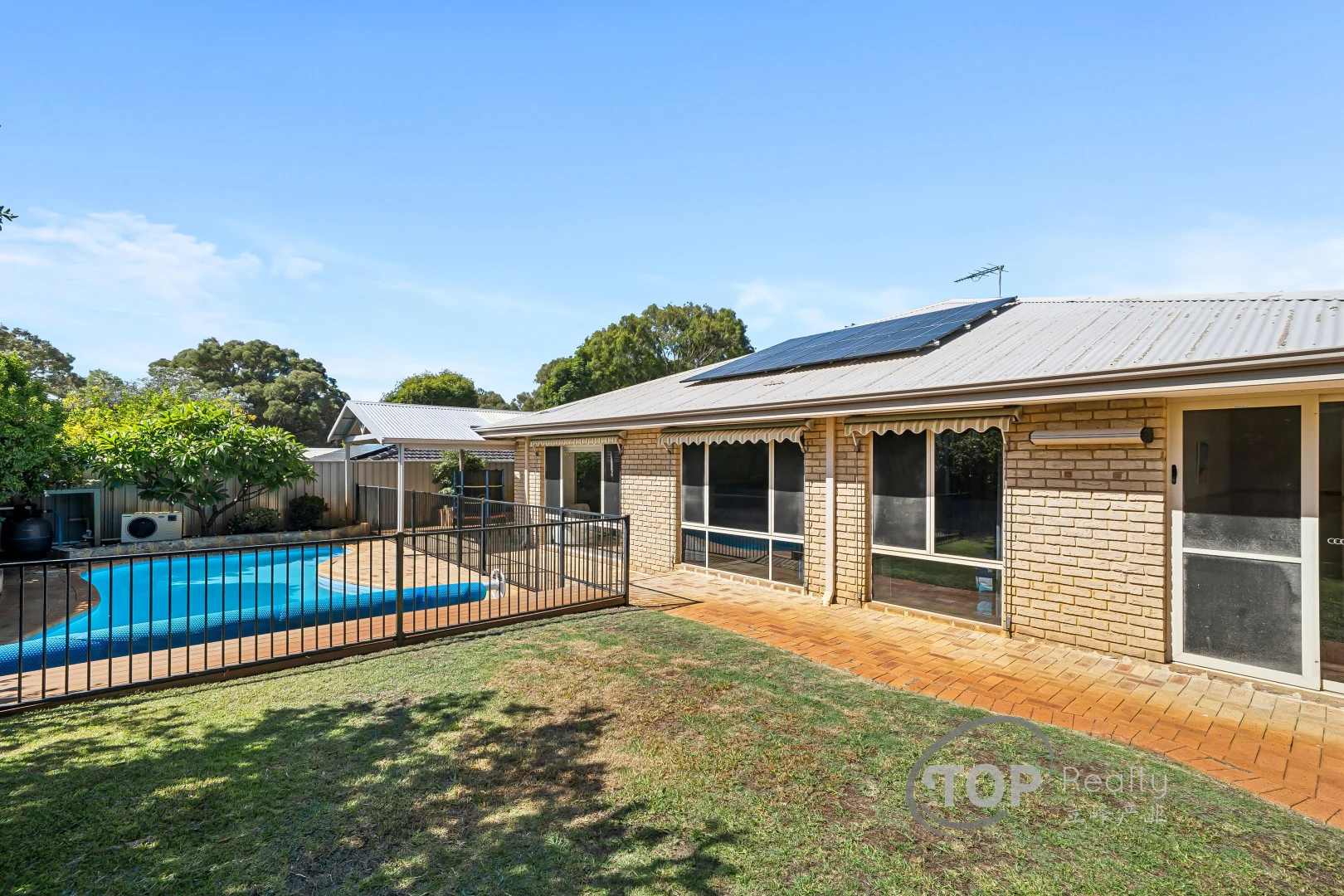 Additional image 33 of 34 Sinclair Crescent, Winthrop WA 6150