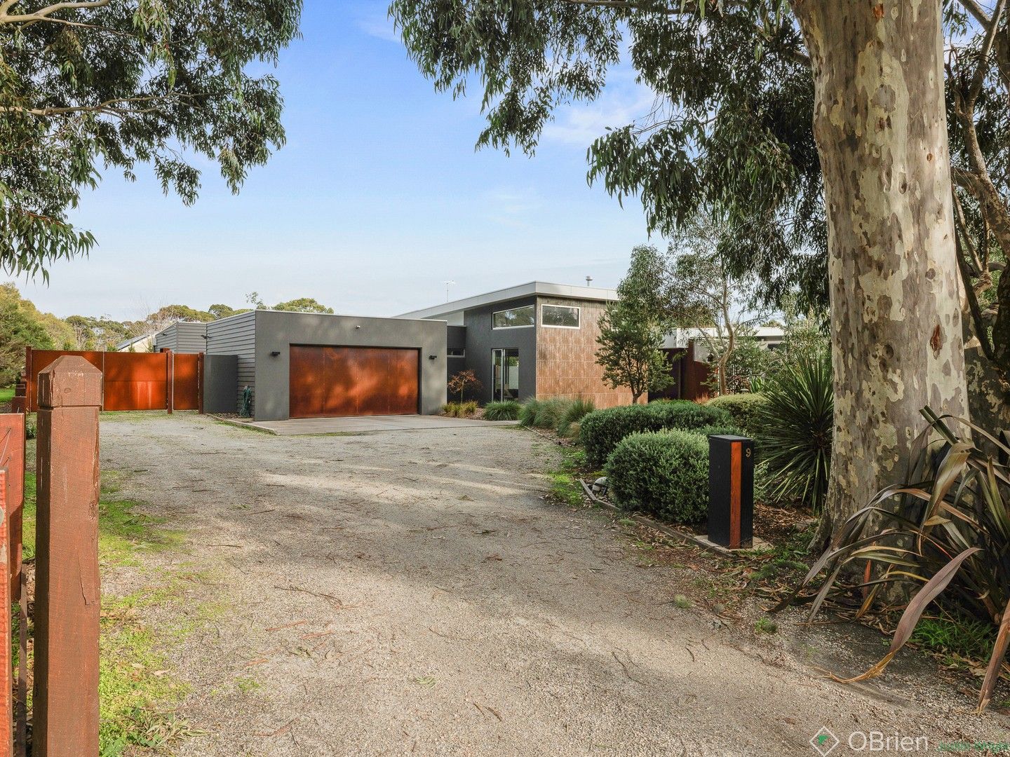 3 bedrooms House in 9 Cape Barren Close COWES VIC, 3922