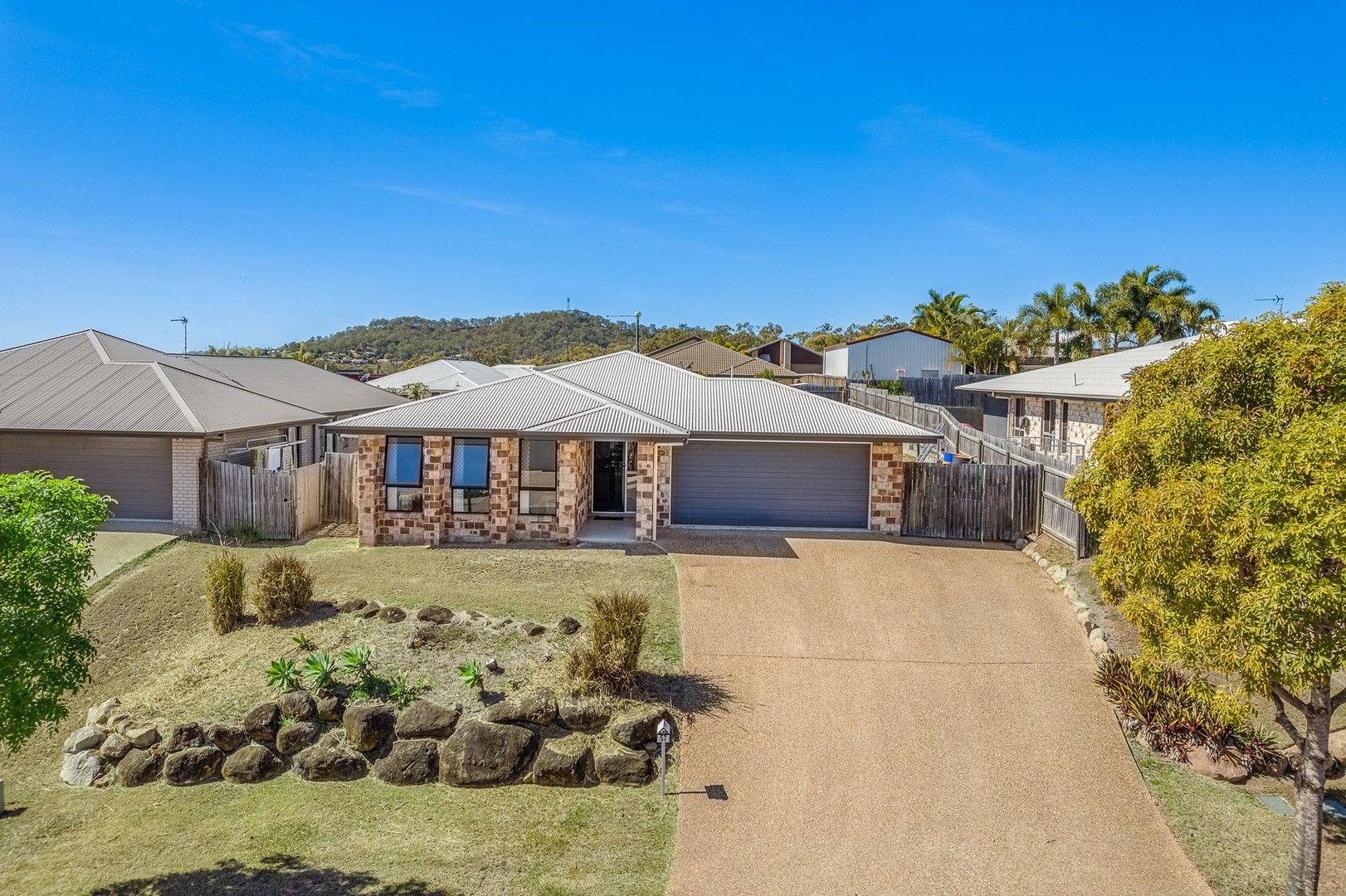 4 bedrooms House in 57 Koowin Drive KIRKWOOD QLD, 4680