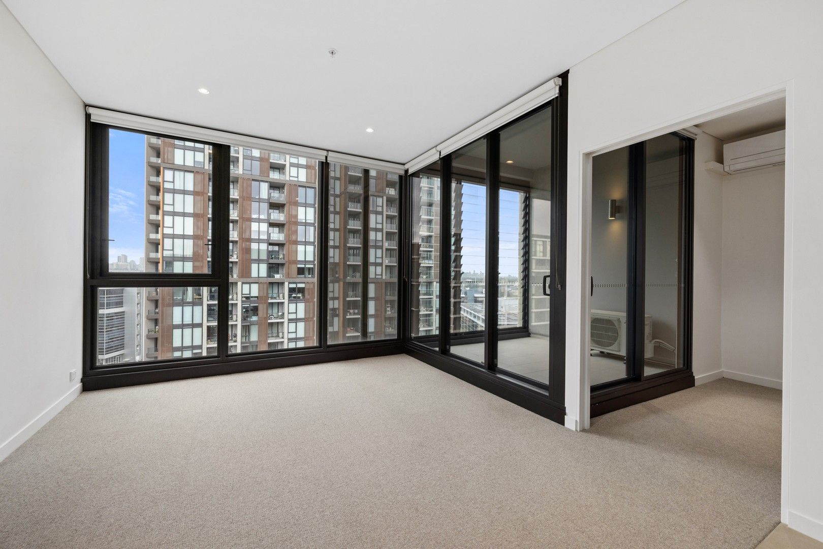 1111/5 Network Place, North Ryde NSW 2113, Image 0