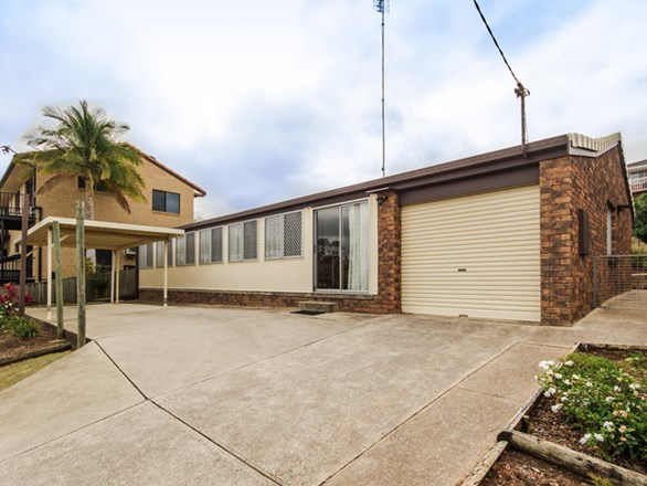 13 Martinelli Avenue, Banora Point NSW 2486