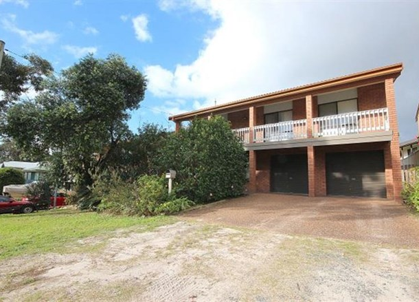 9 Avenue Of The Allies , Tanilba Bay NSW 2319