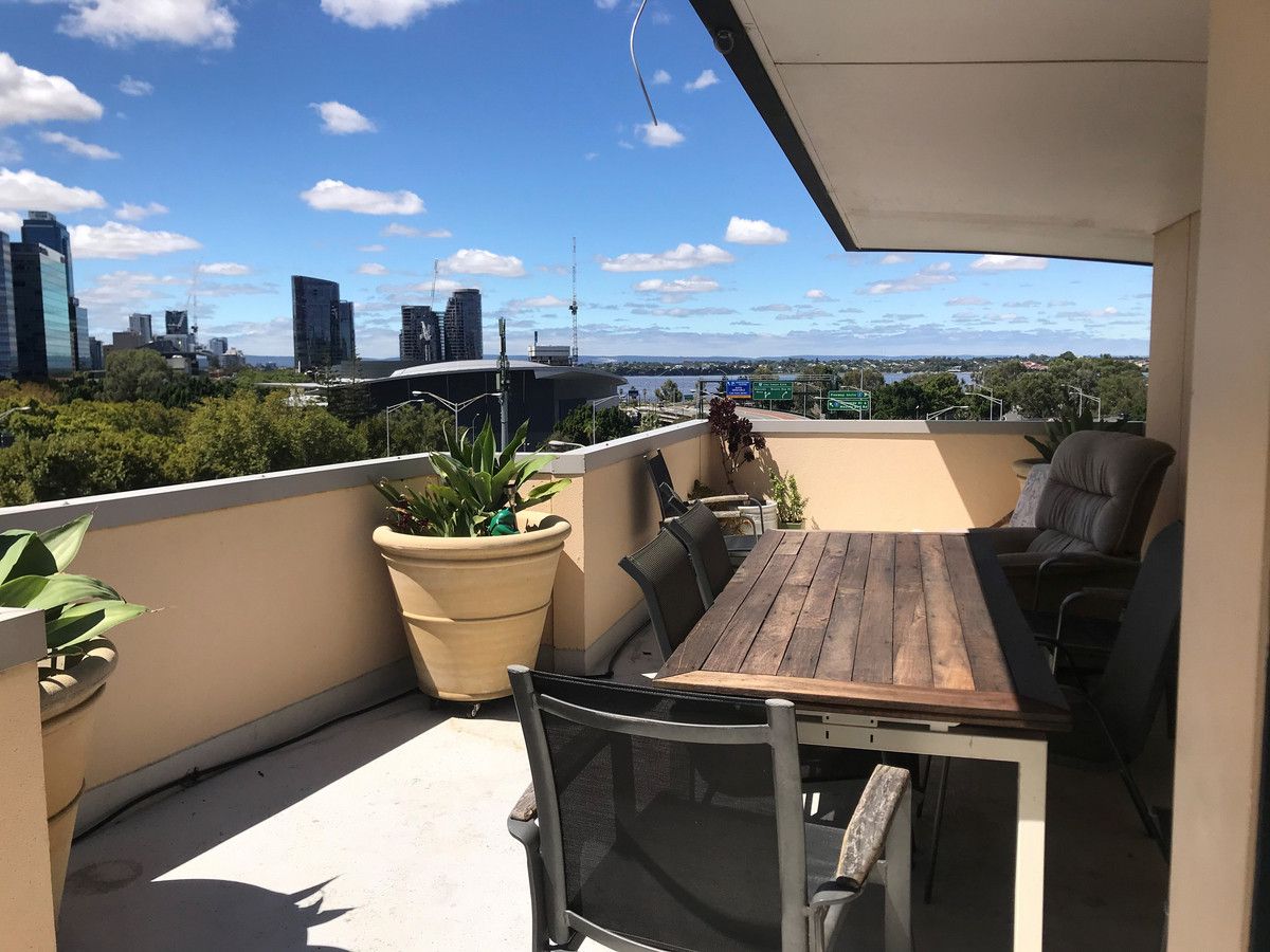 601/112 Mounts Bay Road, Perth WA 6000, Image 2