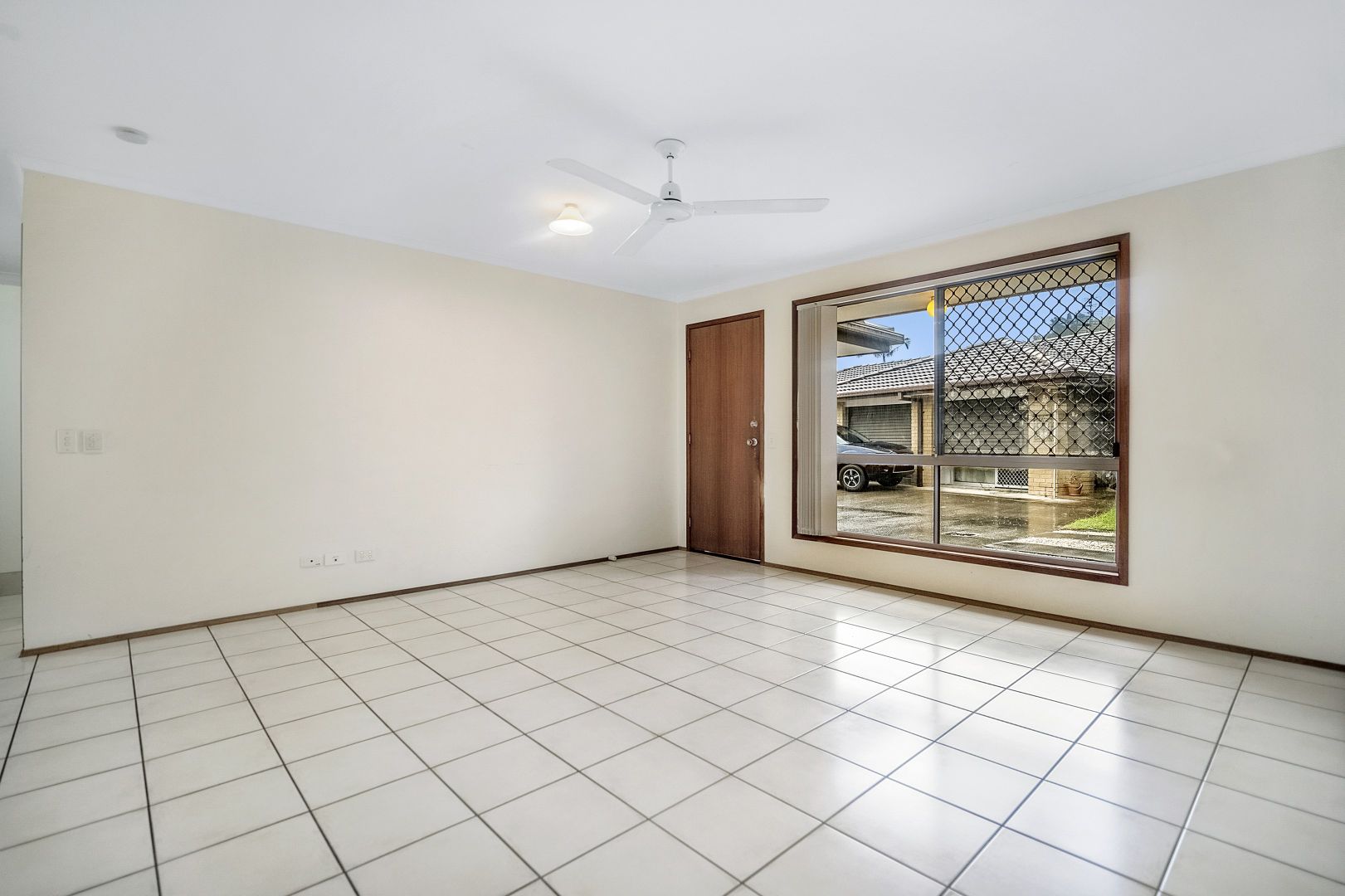 3/18 Galloway Drive, Ashmore QLD 4214, Image 2