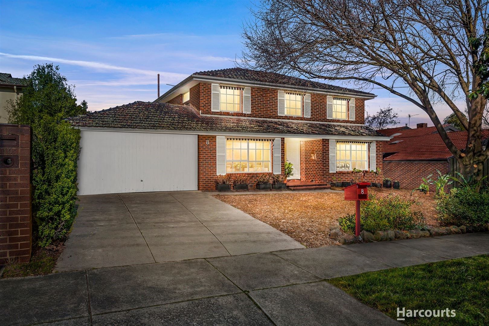 8 Bunker Crescent, Glen Waverley VIC 3150, Image 0