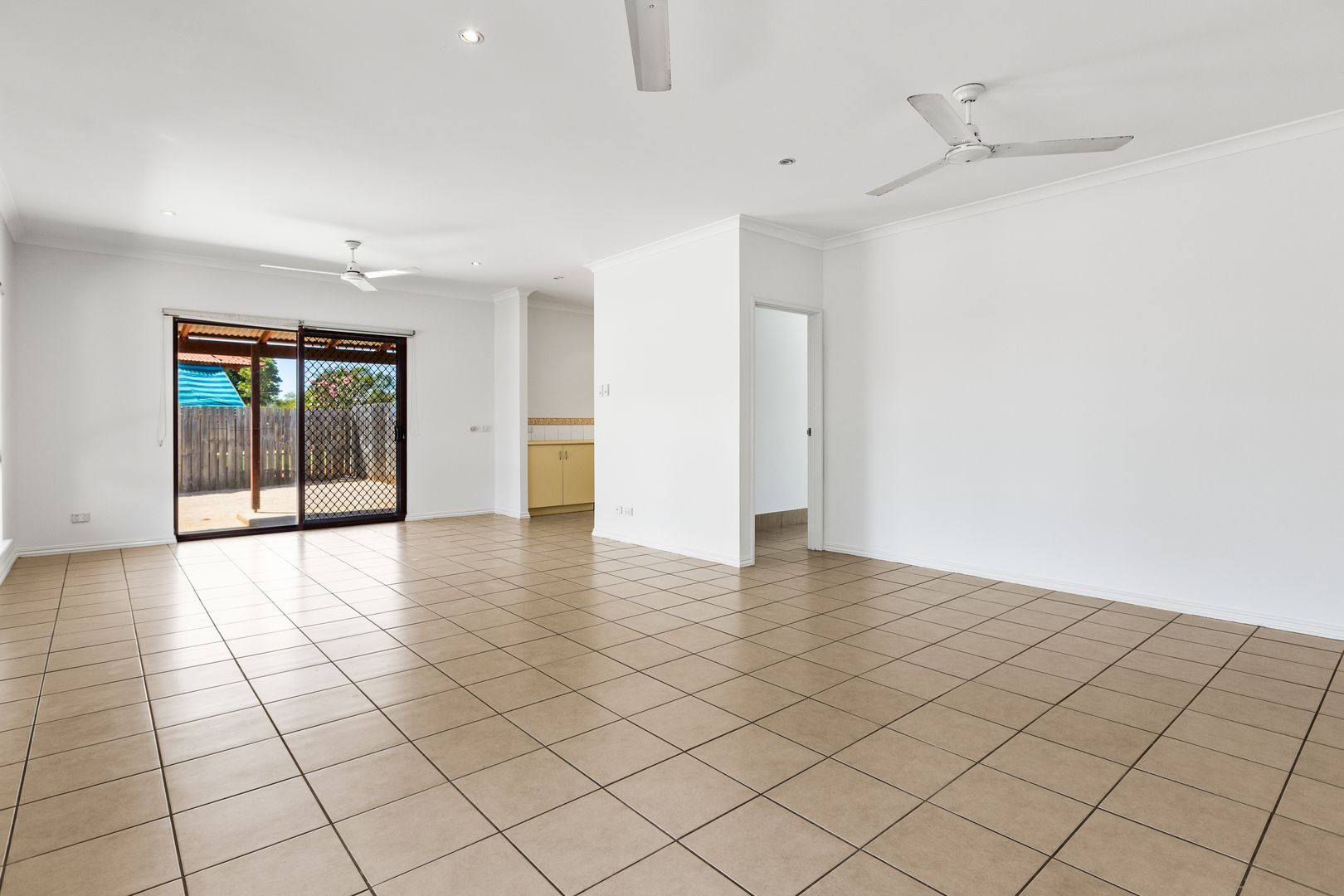 45 Godwit Crescent, Djugun WA 6725, Image 2