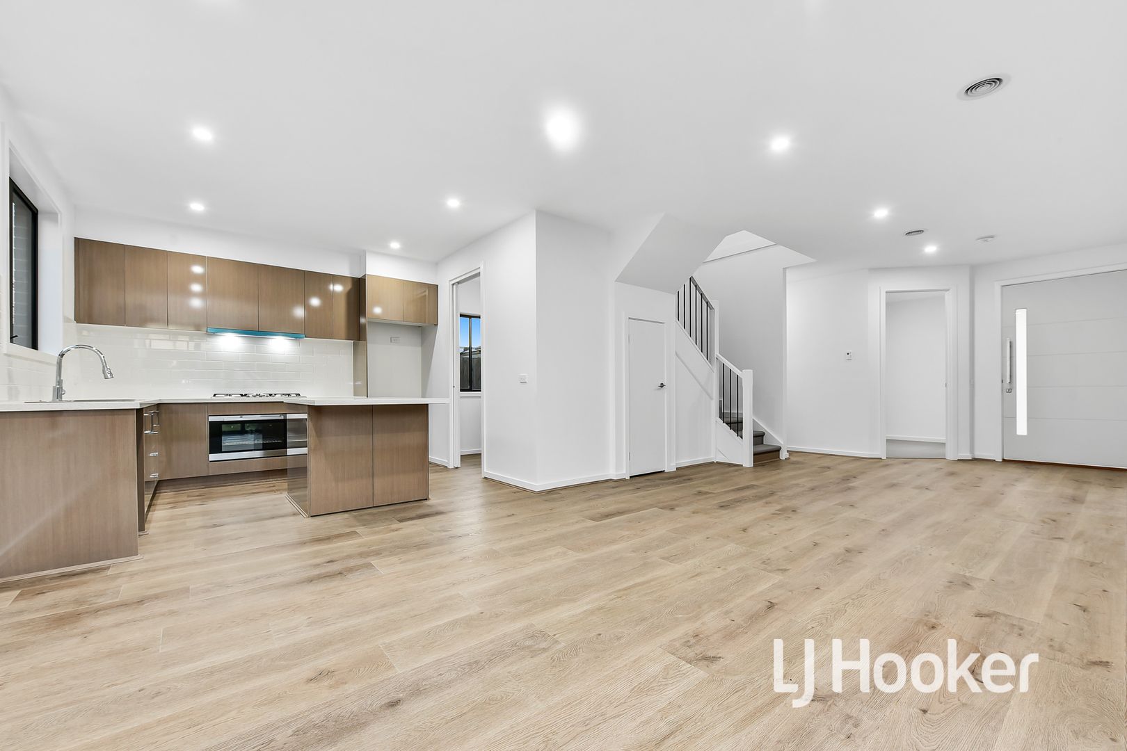 2/87 Hammond Road, Dandenong VIC 3175, Image 2