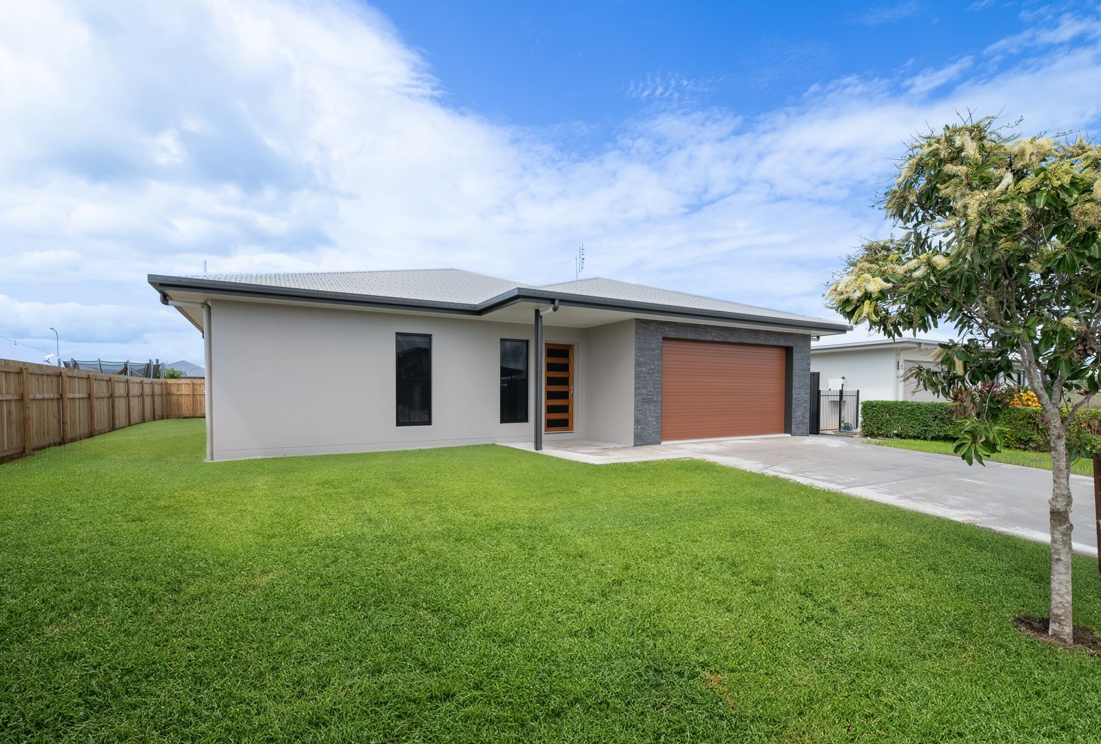 4 Leet Crescent, Proserpine QLD 4800, Image 2