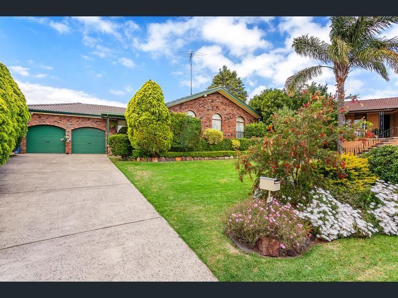 4 bedrooms House in 14 Brady Place KELLYVILLE NSW, 2155