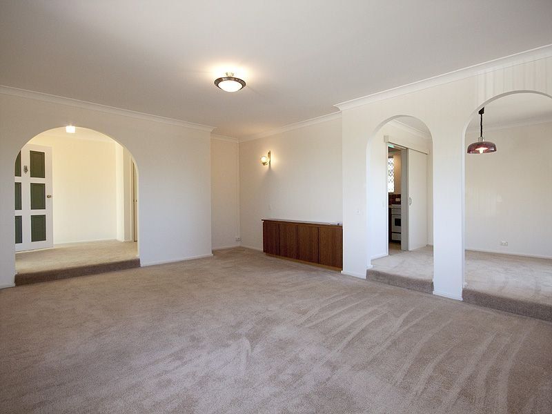 3 bedrooms House in 9 Barclay Street PADBURY WA, 6025