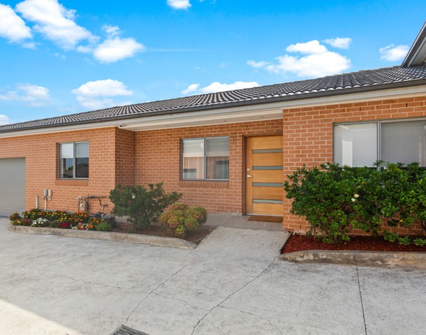 10/2 Curtin Place, Condell Park NSW 2200