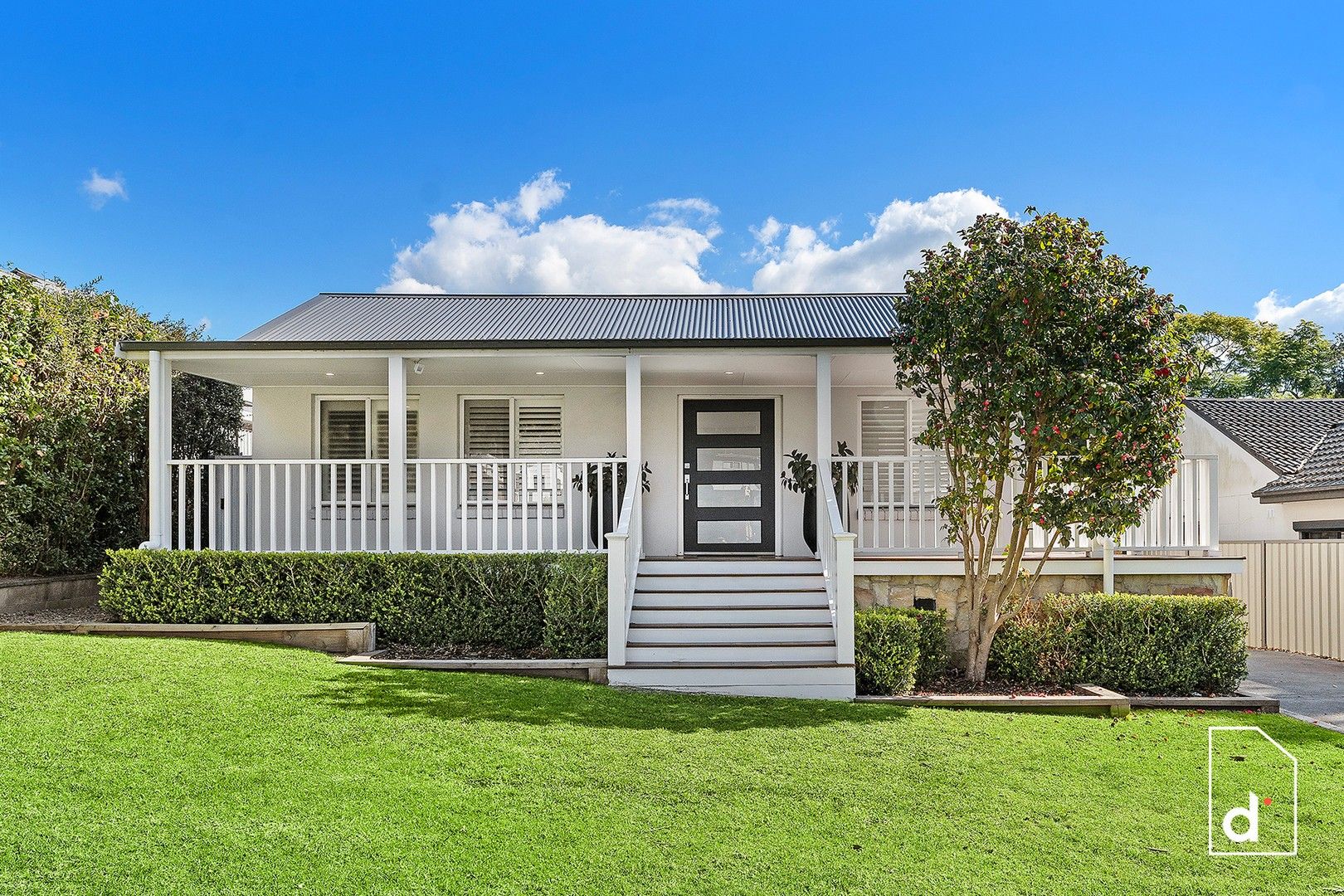 4 bedrooms House in 102 St Johns Avenue MANGERTON NSW, 2500