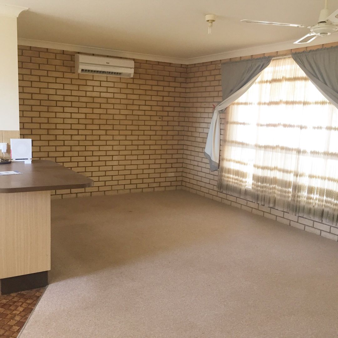 4/15 Wahroonga Street, Cowra NSW 2794 Apartment For Rent 210 Domain