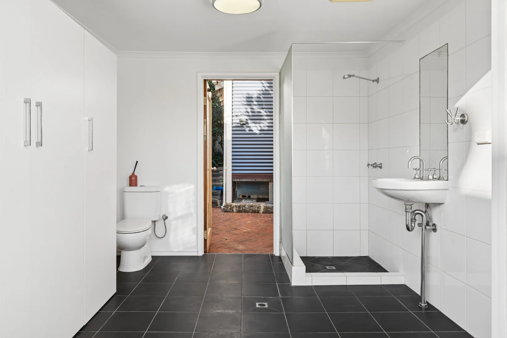 Additional image 16 of 165A Berwick St, Victoria Park WA 6100