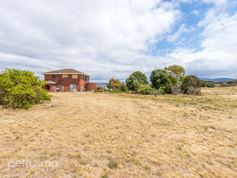 8 Driftwood Drive, Opossum Bay TAS 7023, Image 2