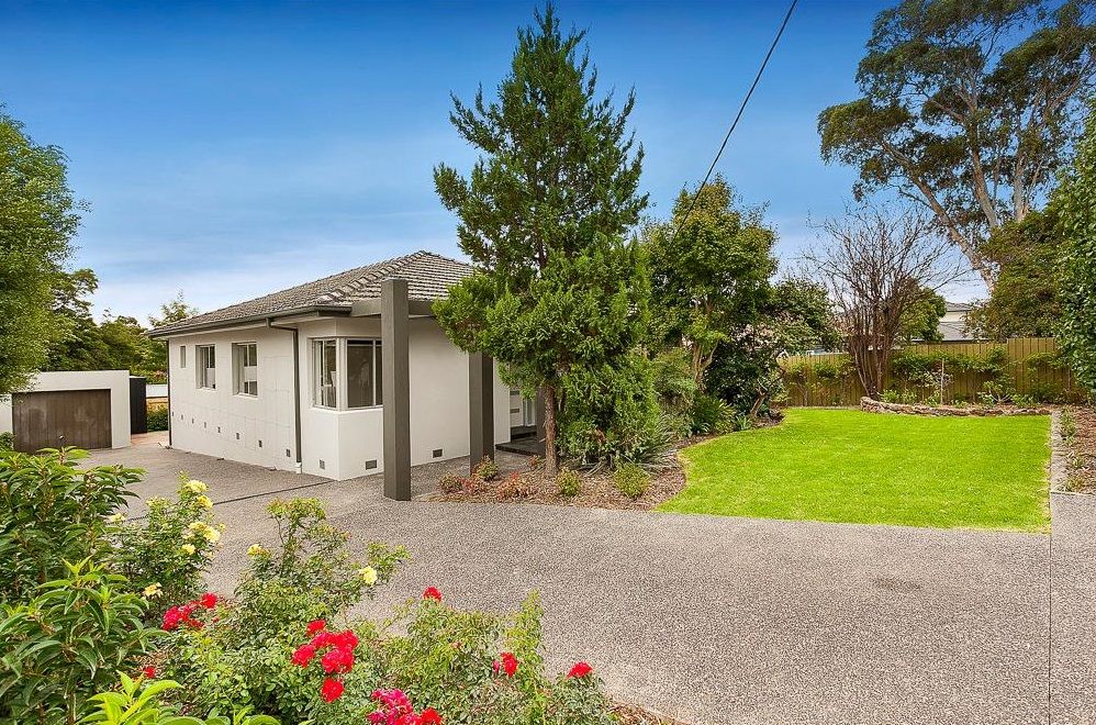 4 bedrooms House in 71 Torbay Street MACLEOD VIC, 3085