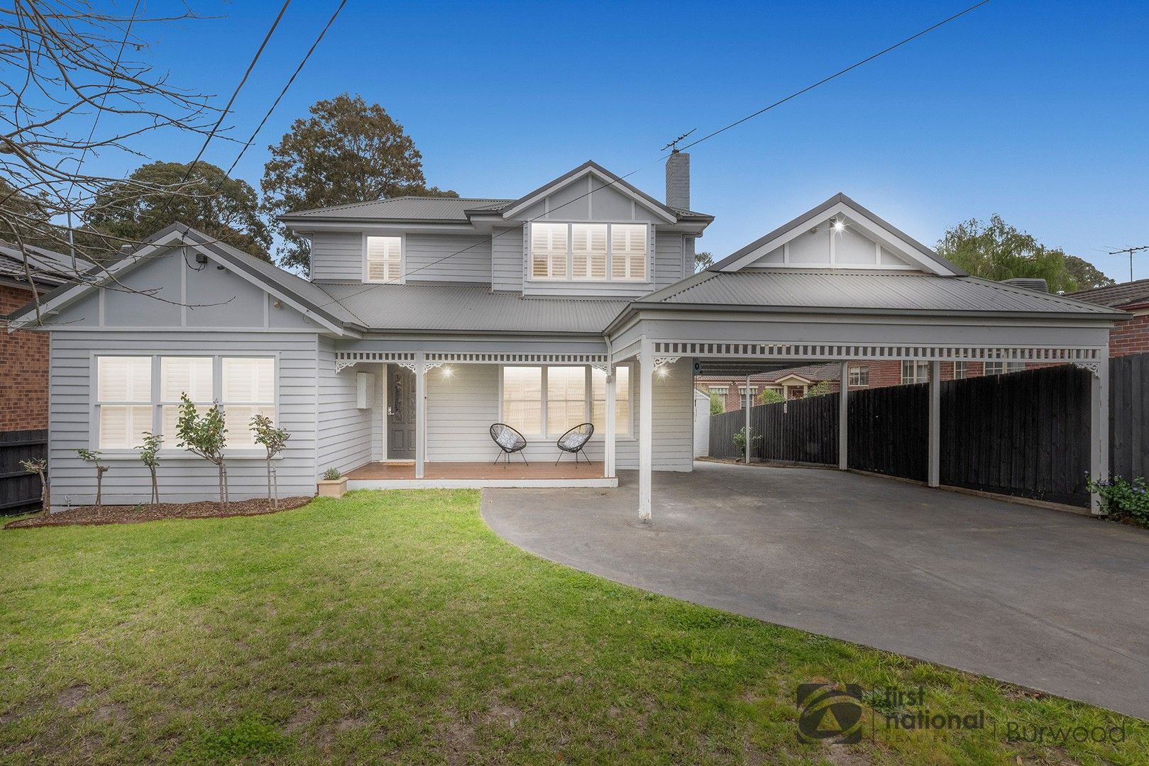 5 bedrooms House in 43 Dunscombe Avenue GLEN WAVERLEY VIC, 3150