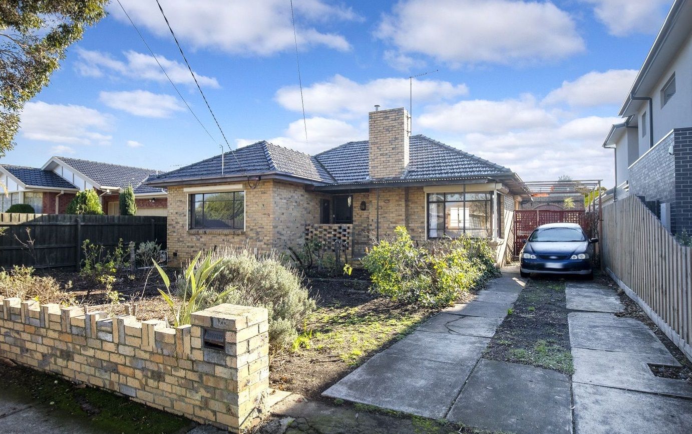 46 Robson Avenue, Avondale Heights VIC 3034