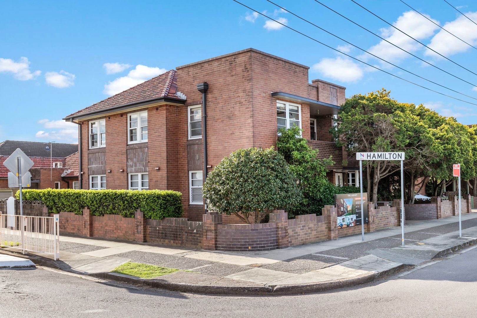 2/192 Beaumont Street, Hamilton Property History & Address Research