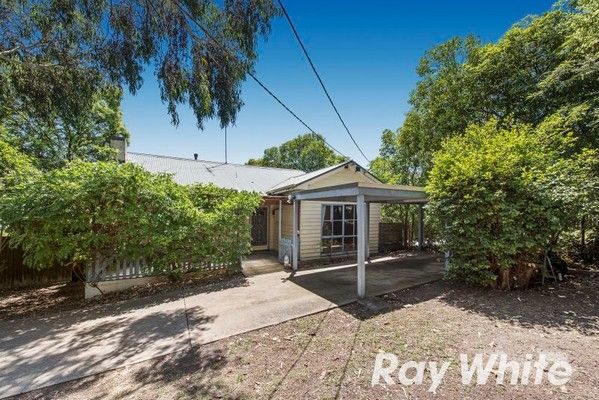 2 bedrooms Apartment / Unit / Flat in 1/323 Dorset Road BORONIA VIC, 3155