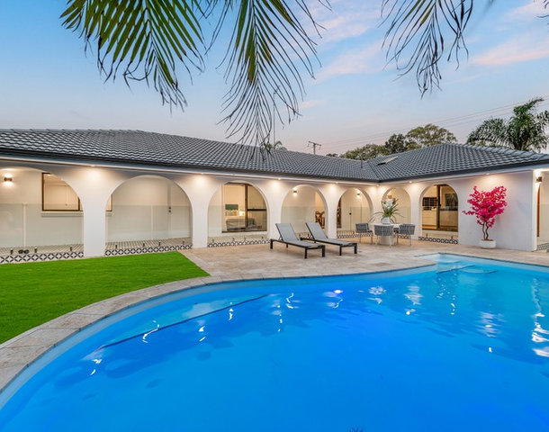 35 Cypress Drive, Broadbeach Waters QLD 4218