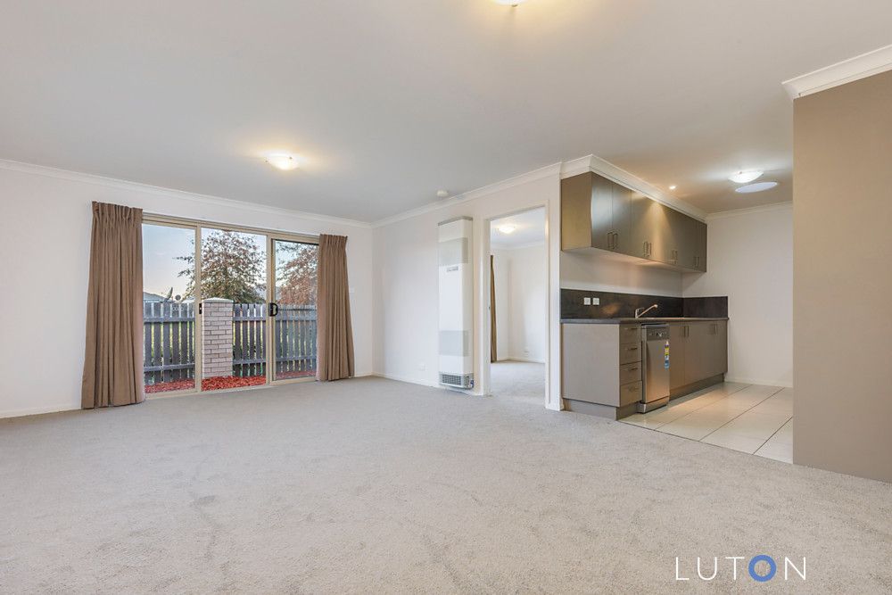 56 Jeff Snell Crescent, Dunlop ACT 2615, Image 2