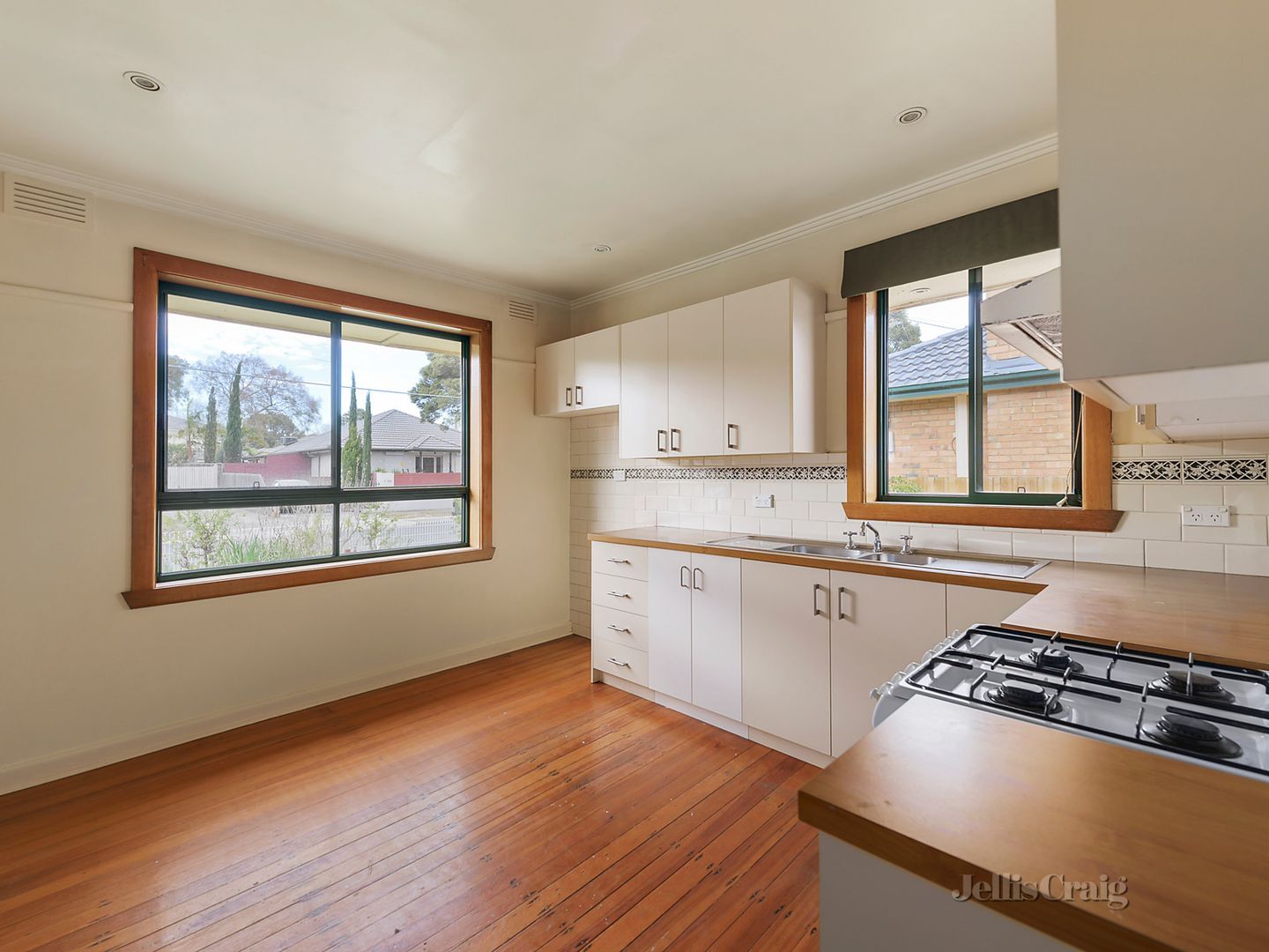 37 Brunei Crescent, Heidelberg West VIC 3081, Image 2