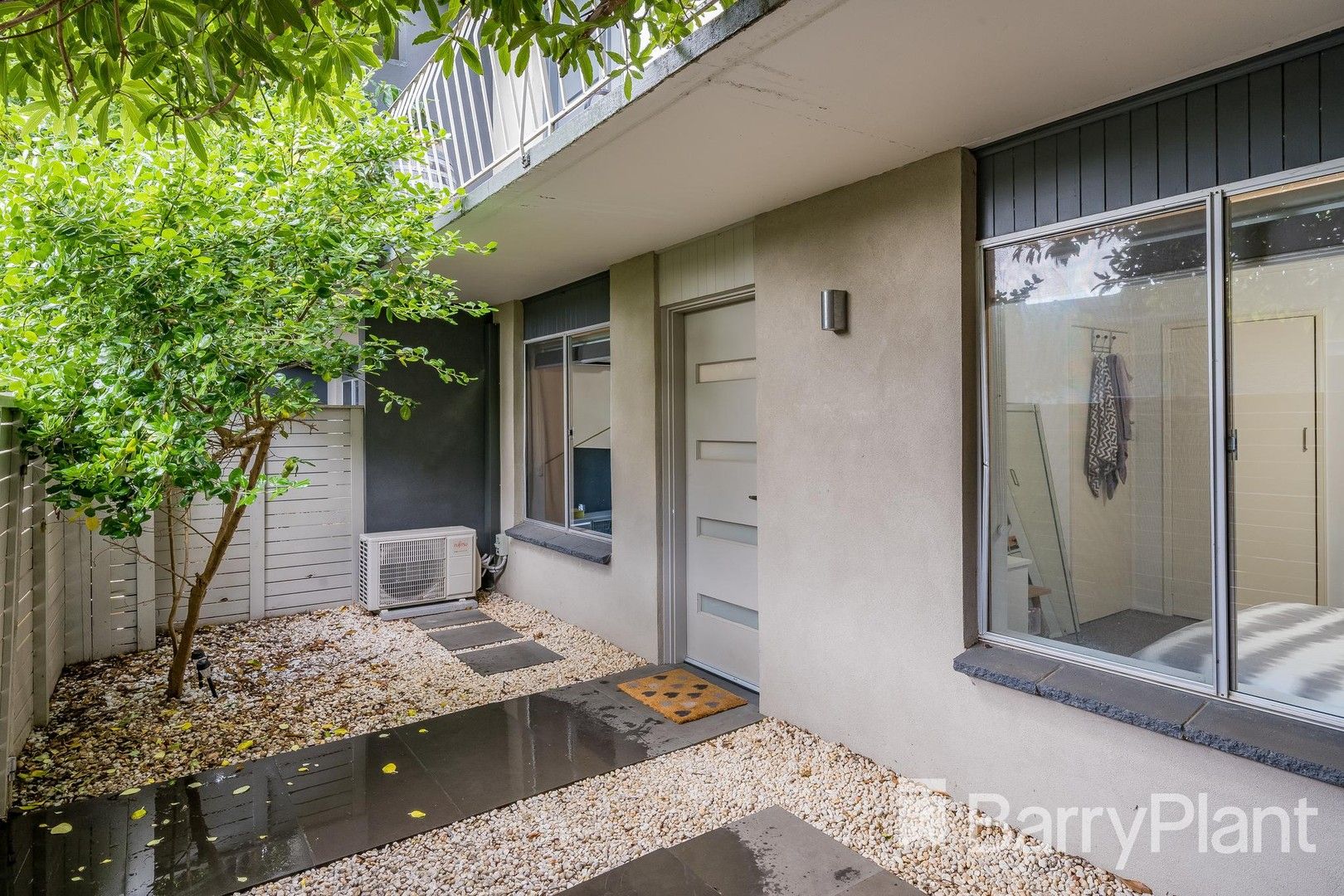 2/7 Sanglen Terrace, Belmont VIC 3216, Image 0