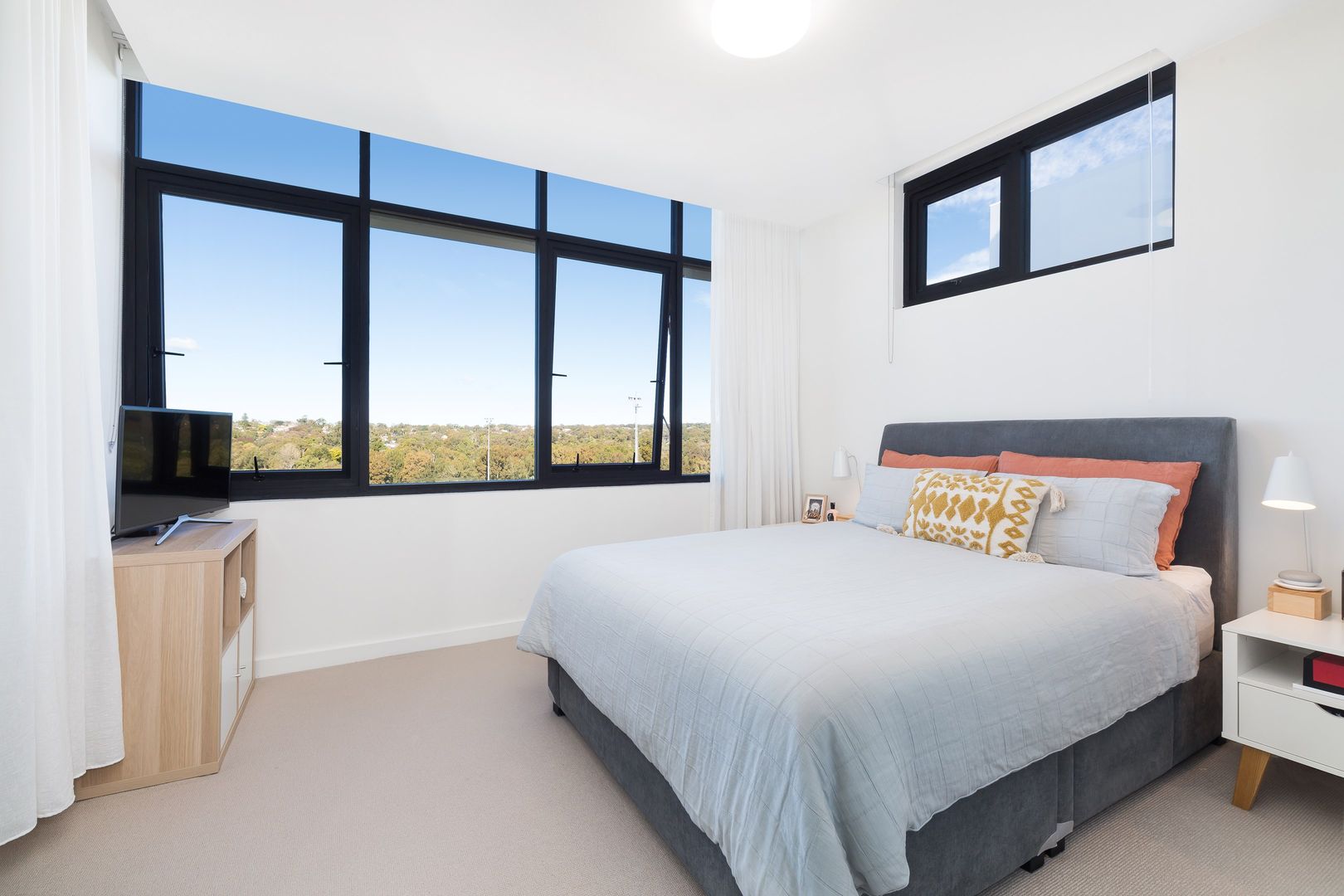 608/475 Captain Cook Drive, Woolooware NSW 2230, Image 2