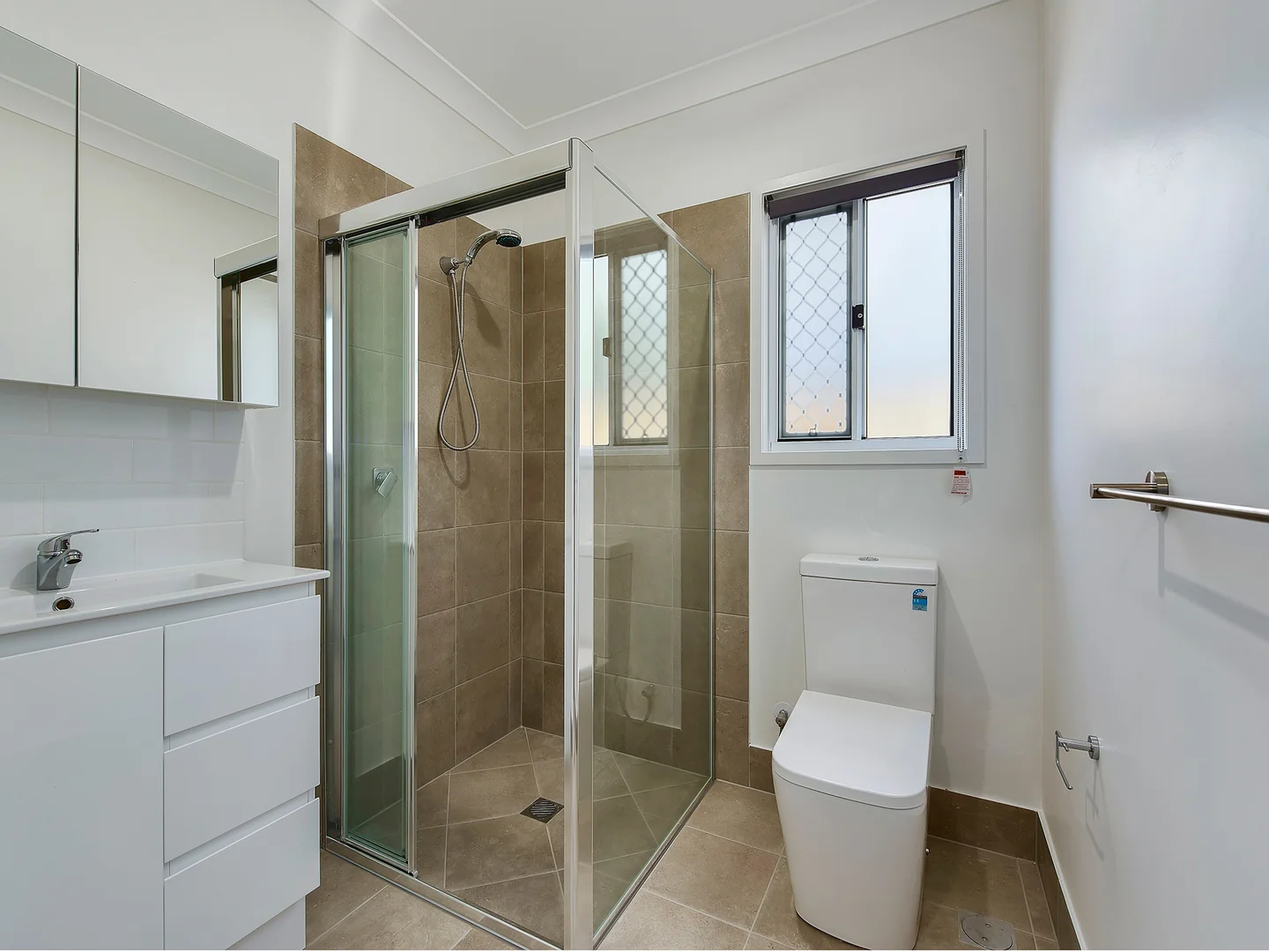 Additional image 8 of 83 Preston Road, Manly West QLD 4179