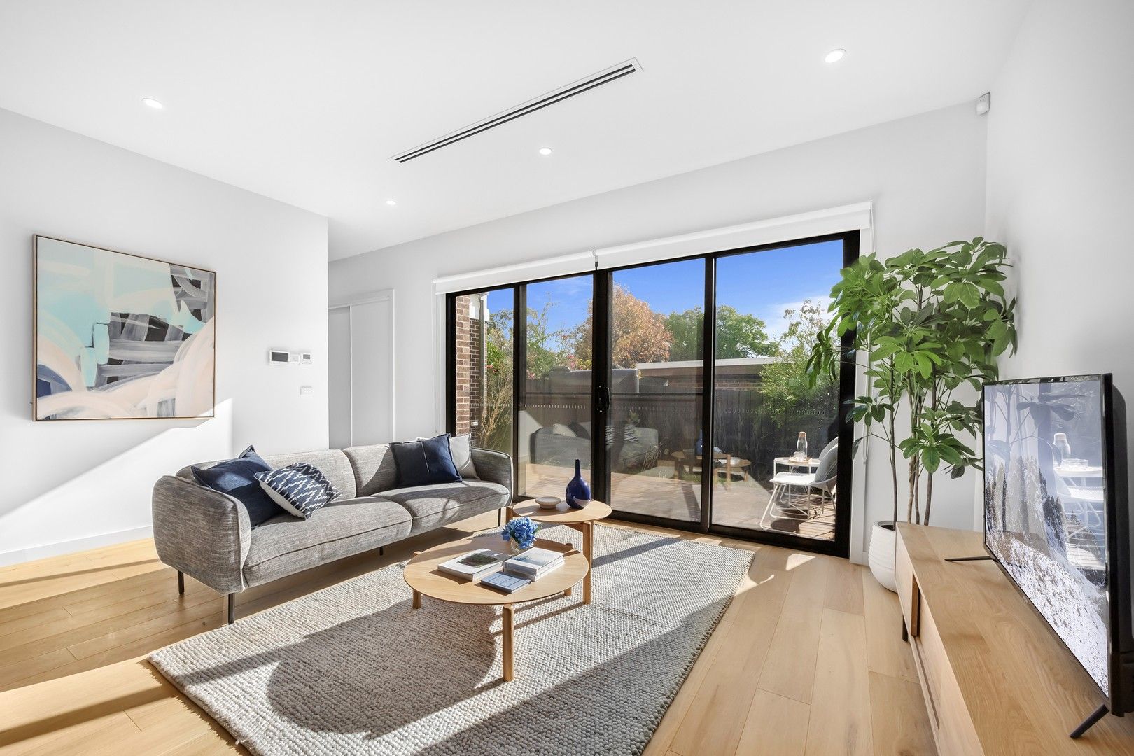 2/6 Wills Street, Balwyn VIC 3103, Image 1