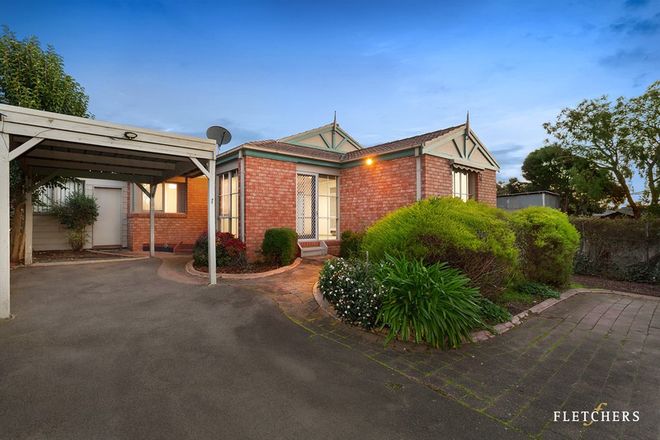 Picture of 2/8 Stanley Avenue, ELTHAM VIC 3095