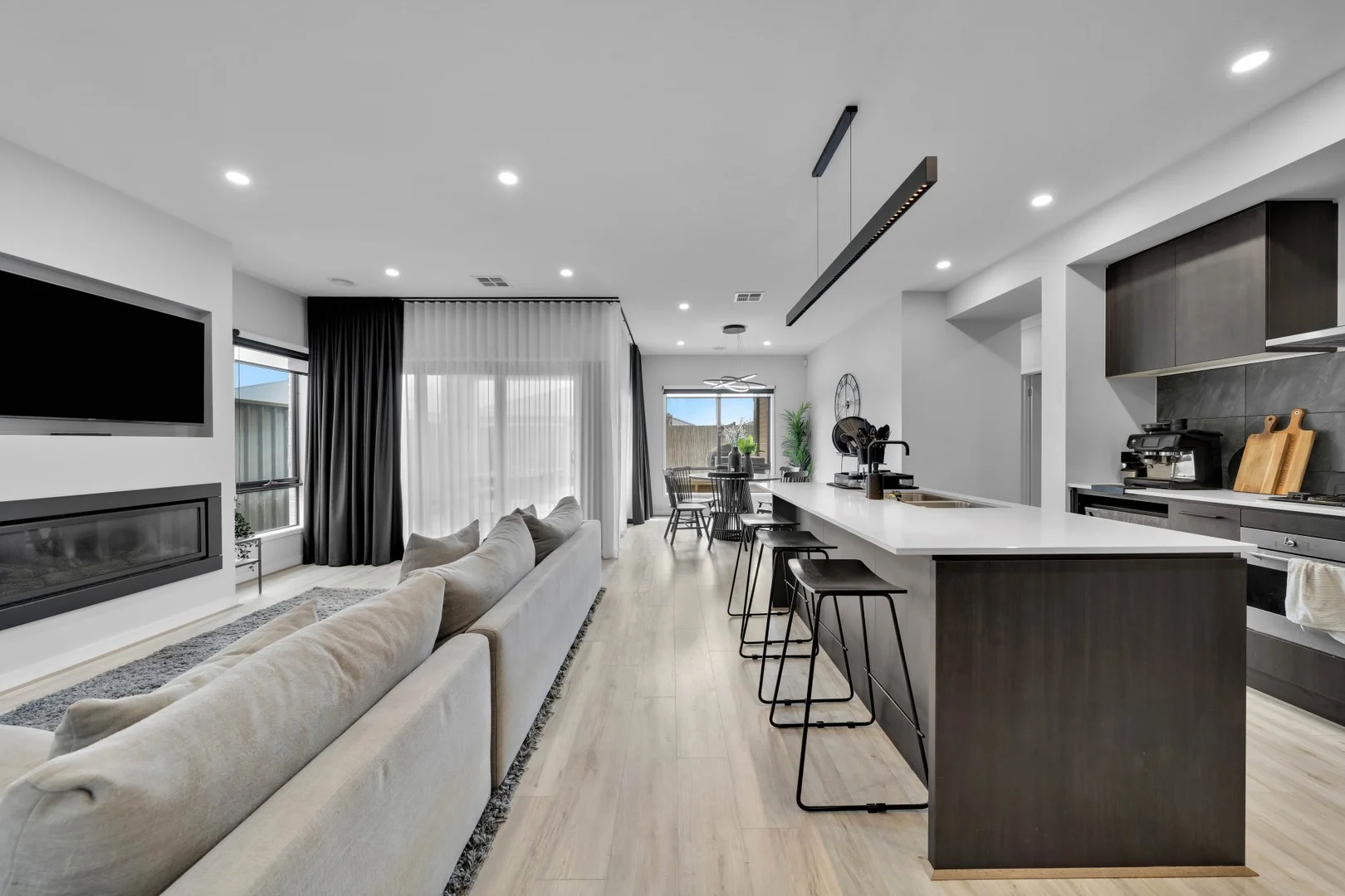 Additional image 3 of 17 Aegean Street, Clyde North VIC 3978