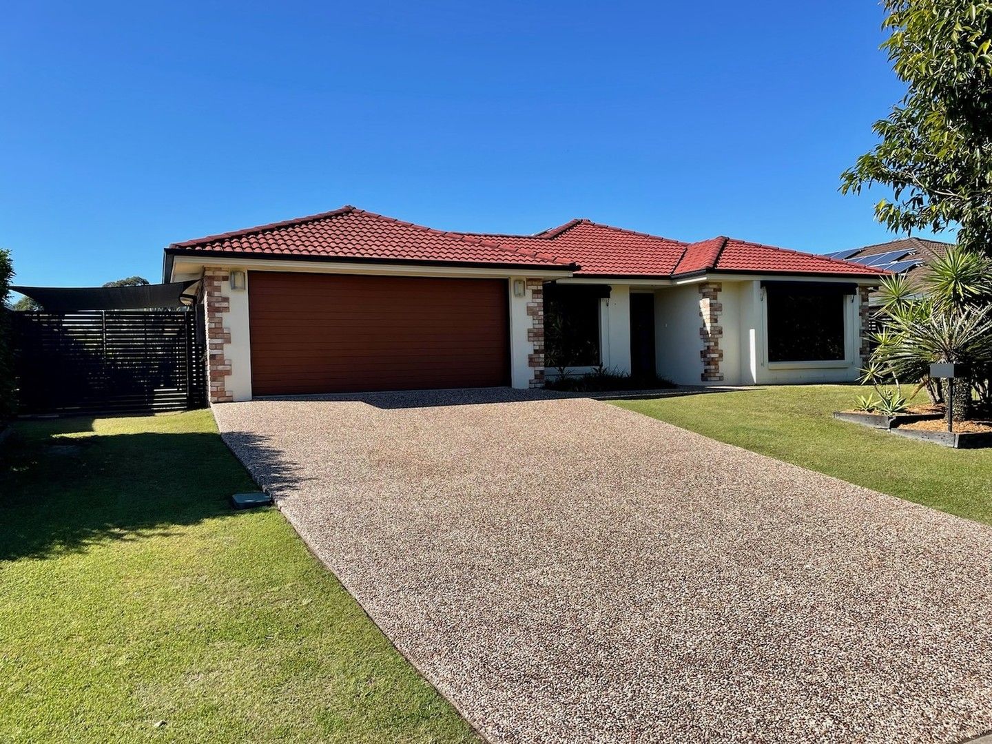 4 bedrooms House in 57 Cossington Circuit MAUDSLAND QLD, 4210