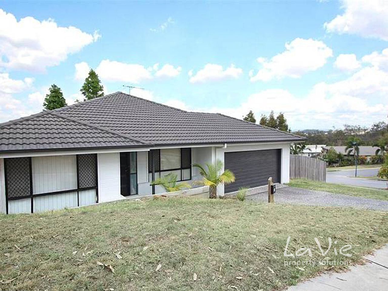 4 bedrooms House in 11 Wildflower Drive SPRINGFIELD LAKES QLD, 4300
