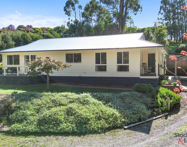 6 Wells Road, Mirboo North VIC 3871